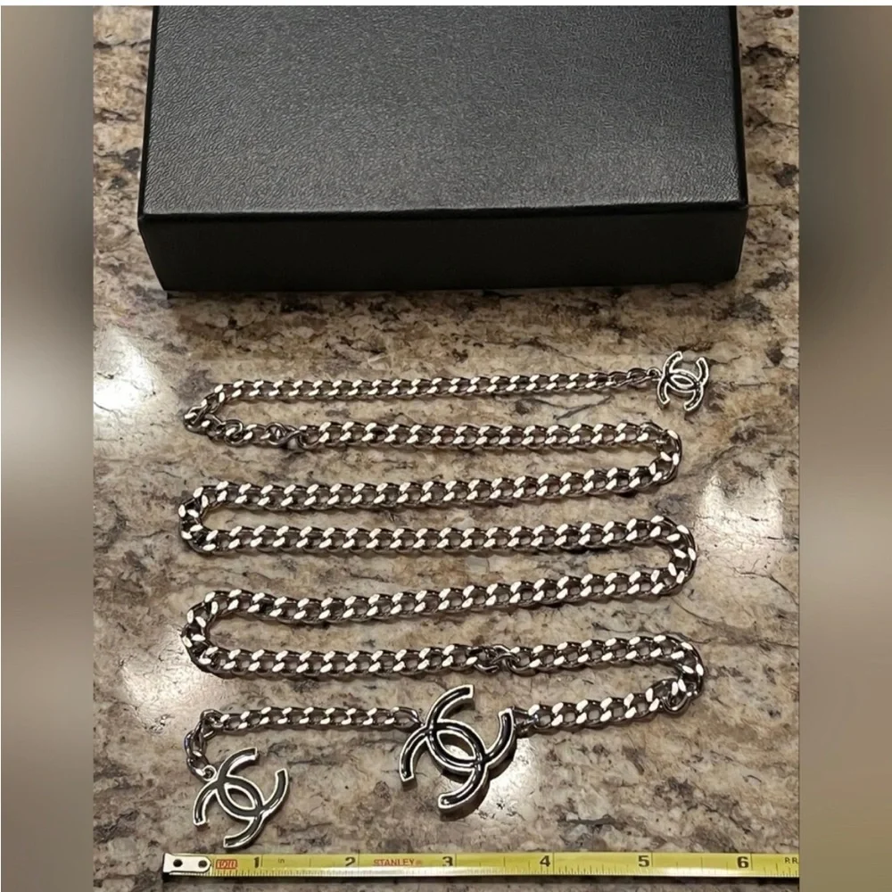 Chanel vintage Belt (or necklace) with Box and Tags - Picture 15 of 15